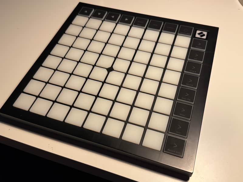 Novation Launchpad X 2019 - Present Black image 1