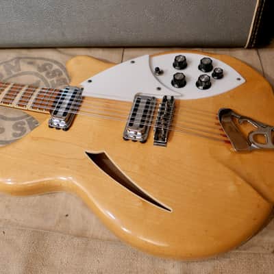 Rickenbacker 360/12 1965 - Mapleglo image 14