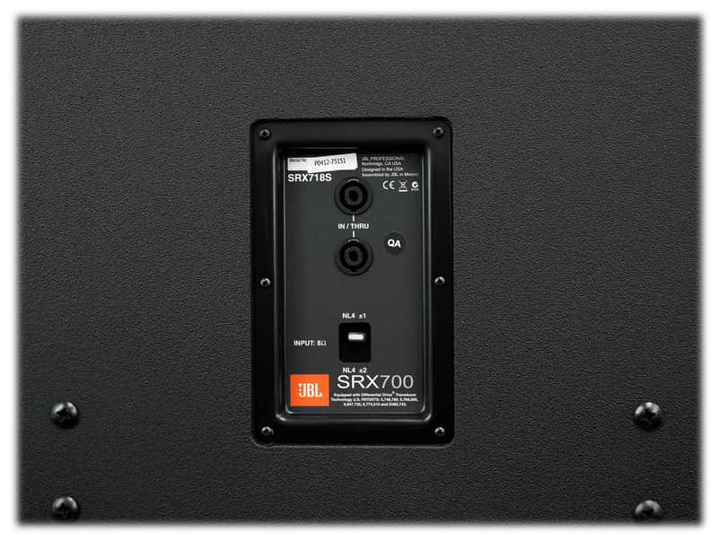 JBL SRX718S 18