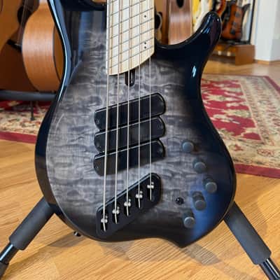 Dingwall Combustion 5-String Maple 2-Tone Blackburst image 2