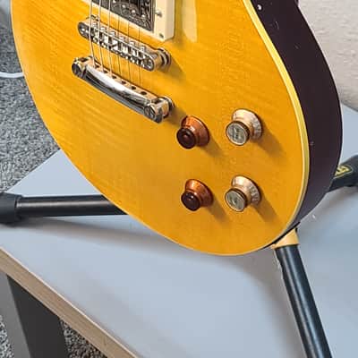 Vintage V100 Icon Peter Green Greenie Les Paul style LP - Lemon Drop image 6