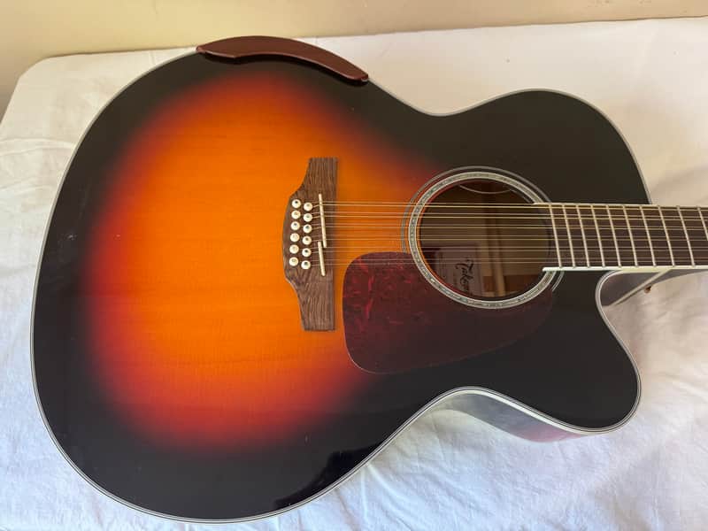 Takamine GJ72CE-12 12-String Jumbo Cutaway Acoustic/Electric Guitar