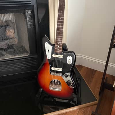 Fender American Professional Classic Jaguar 2025 - Present - 3-Color Sunburst image 3