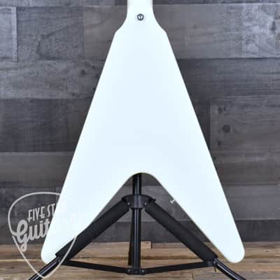 Gibson 70's Flying V - Classic White with Hard Shell Case image 2