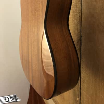 Romero Creations B6-SM Nylon-String Baritone Guitalele Guitar/Ukulele w/ Gig Bag image 10