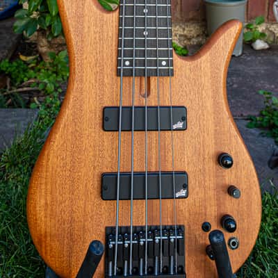 Fodera Monarch 5 Essence Standard 5-string Bass Mahogany image 8