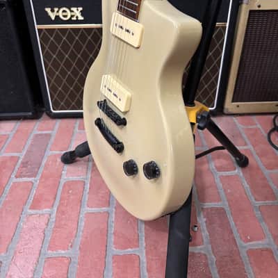 *1997* Washburn P-1 Princess Tiffany Blue image 4