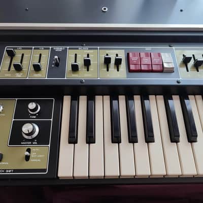 Roland RS-505  Paraphonic Synthesizer (Serviced /  Hard Case) Excellent Condition! image 3