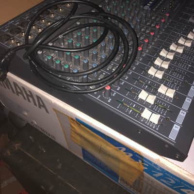 Yamaha MX12/4 mixing console 2006 - Grey image 7