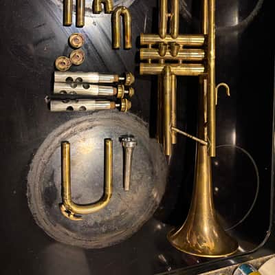 Conn Pan American Intermediate Trumpet 1949- Lacquer image 1