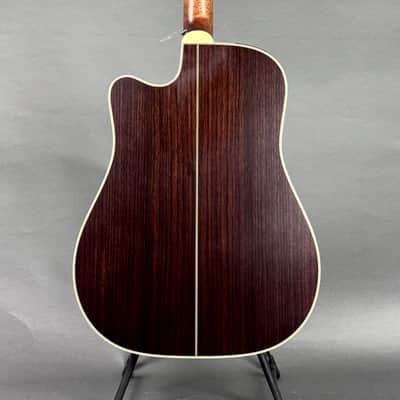 Takamine Garth Brooks GB-7C 2023 - Natural image 8