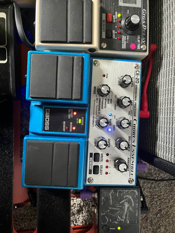 BOSS CE-20 コーラスエフェクター Boss CE-20 Chorus Ensemble | Reverb