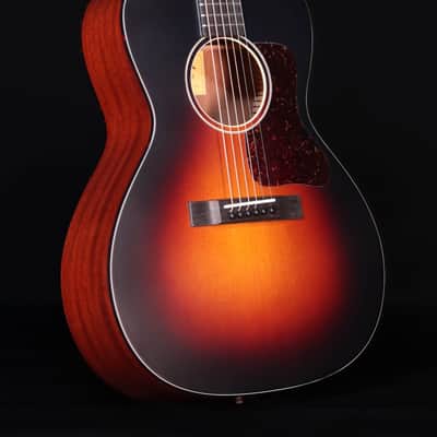 Eastman E1OOSS-SB 00 Satin Sunburst with Deluxe Padded Bag image 4