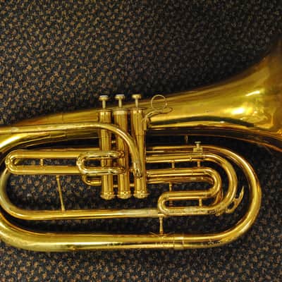King 1124 Marching Baritone - Used image 2