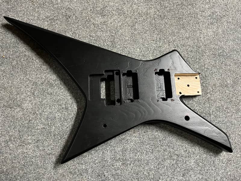 Jackson stars Kelly （日本製 改造あり） Jackson Stars Kelly KE-TN02 ソニックス特価 ￥128,000- 中古 流通量