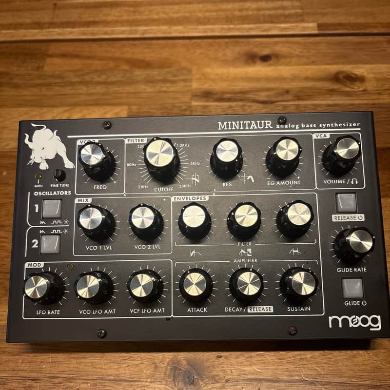 Moog Minitaur Rev2 TBP002 2012 - Present - Black image 1