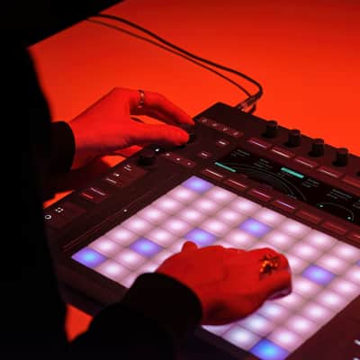 Only 1 left - Ableton Push 3 Controller + Live 12 Standard Bundle image 2