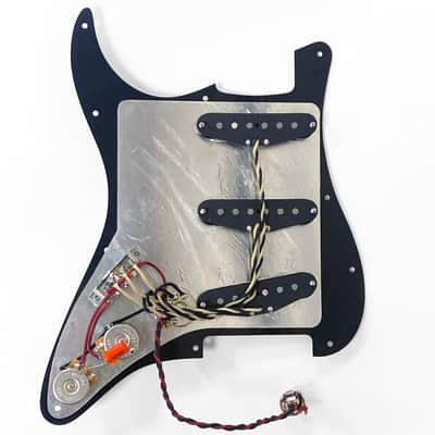 AxLabs Habanero Loaded Strat-Style Pickguard - S/S/S 2023 - Black with Black Covers image 4