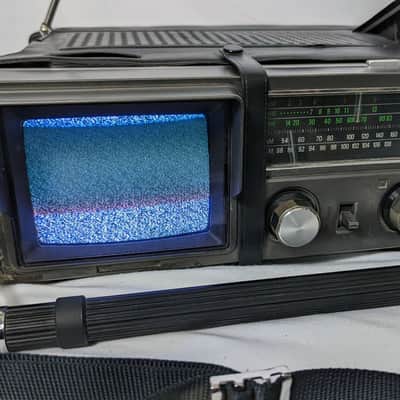 Vintage JVC CX-500US Portable TV AM/FM Cassette Player/Recorder Combo - Tested & Working image 3
