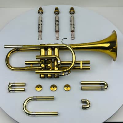 1949 Holton Collegiate cornet in great condition for being nearly 70 years old! image 3