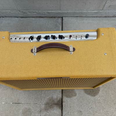 Fender '57 Twin-Amp Reissue 40-Watt 2x12" Guitar Combo 2004 - 2011 - Lacquered Tweed image 6