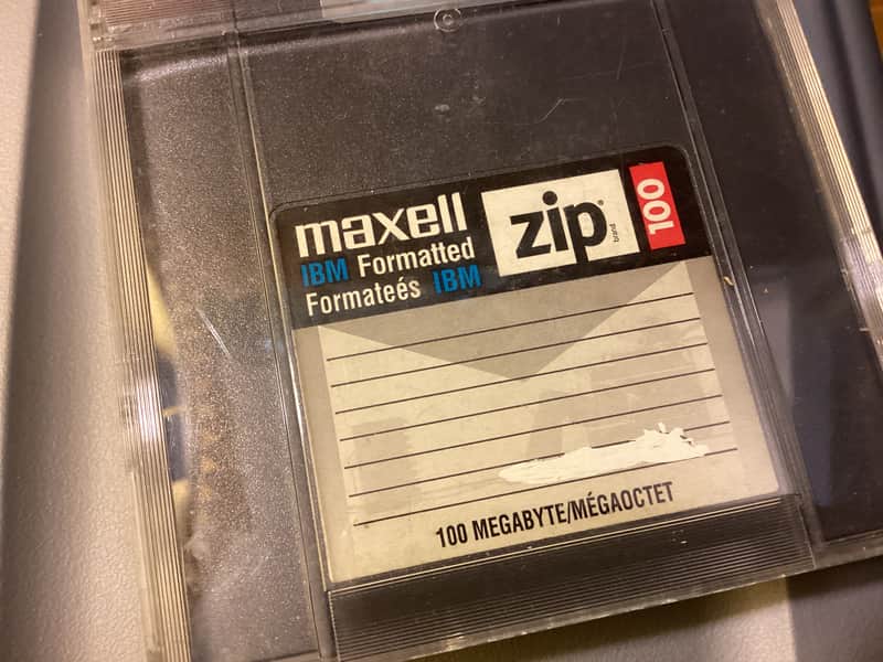 Maxell 100mb Zip disk 1990’s image 1
