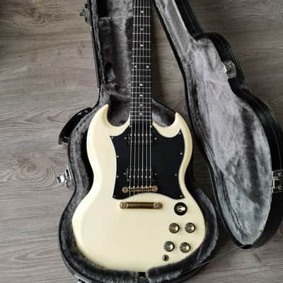 Gibson SG Special Alpine White Gold Hardware & Ebony Fretboard image 2