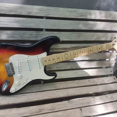 SQUIER by FENDER STRATOCASTER - OLDIE - MAPLE NECK image 2