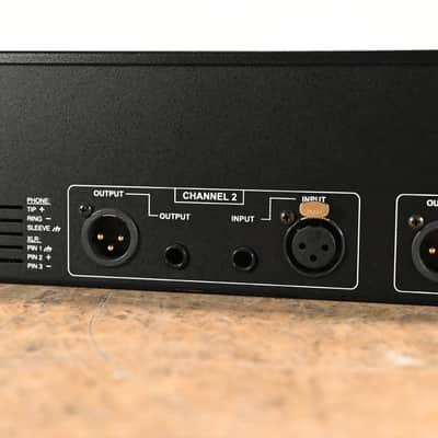 dbx 231 Dual-Channel 31-Band Graphic Equalizer CG01VRH image 8