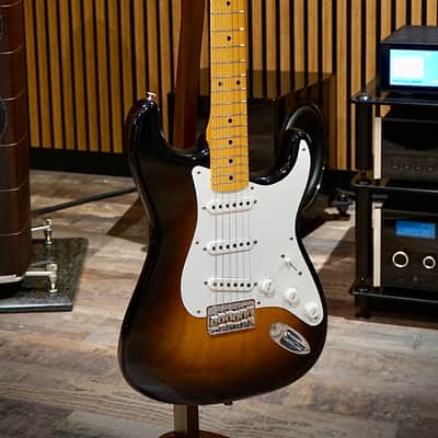 Fender Custom Shop '55 Stratocaster Hardtail CC - 2 Tone Sunburst image 1