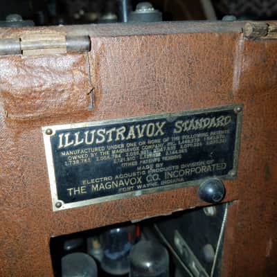 Magnavox Model "JR" Illustravox Standard Mono Tube amp, field coil speaker, cab, record player, AND MOVIE PROJECTOR 1940s - Art Deco grille and brown tolex image 16