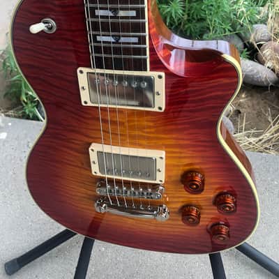 Larrivee RS-4 Electric Guitar 2009 ohsc master grade flamed maple top Cherry Sunburst image 8