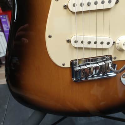 2006 Fender Stratocaster American Deluxe V Neck - 60th Anniversary - Sunburst  SN# DZ5156929 "Made In USA" image 9