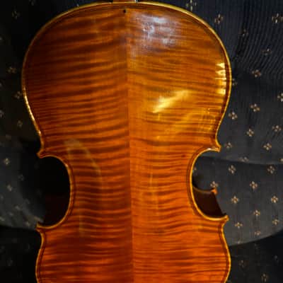 StringWorks Artist Viola 16” 2025 with Bow and Case image 4