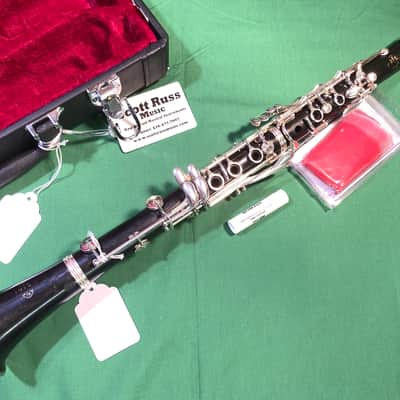 Buffet E11 Wood w/Silver Keys-Intermediate Clarinet-Overhauled-w/Case and Extras image 5