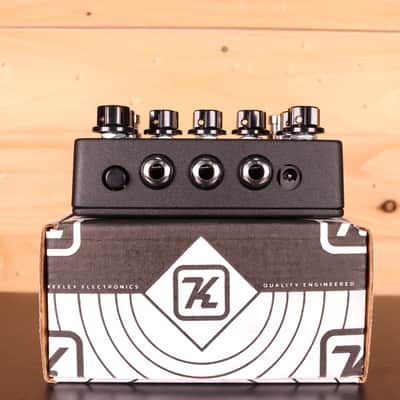 Keeley Dark Side Workstation V2 Neo-Vintage Fuzz / Delay / Modulation - Guitar Effect Pedal image 3