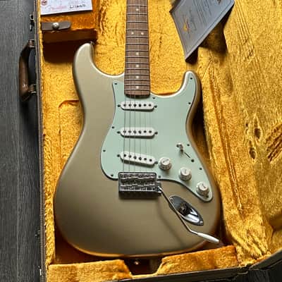 2014 Fender Custom Shop 1964 Stratocaster Shoreline Gold Flamed Maple Neck Closet Classic image 16