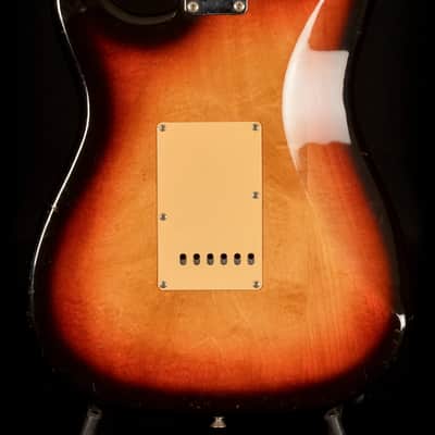 Squier JV Series '62 Vintage Stratocaster 1982 - 3-Color Sunburst image 4