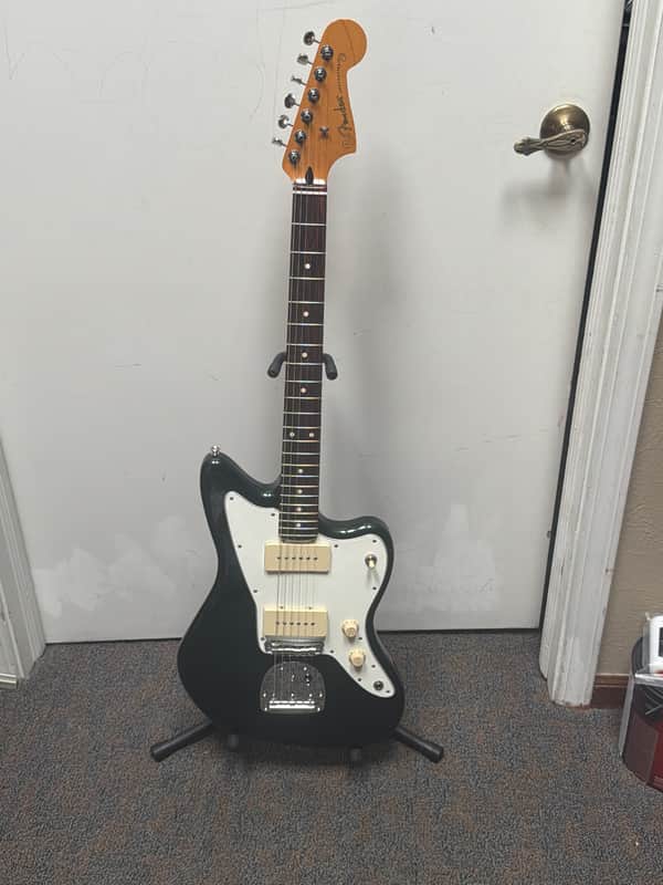 Fender Player II Jazzmaster 2025 - Present - Shell Pink