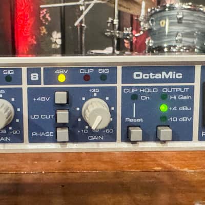 RME OctaMic I D 8-Channel Microphone Preamp / A/D Converter - Blue image 2