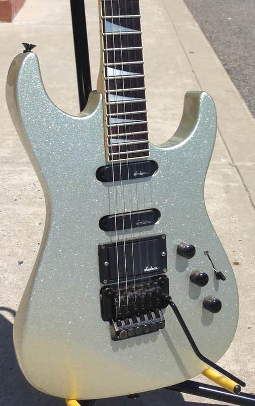 CHARVEL MODEL 425 image 1
