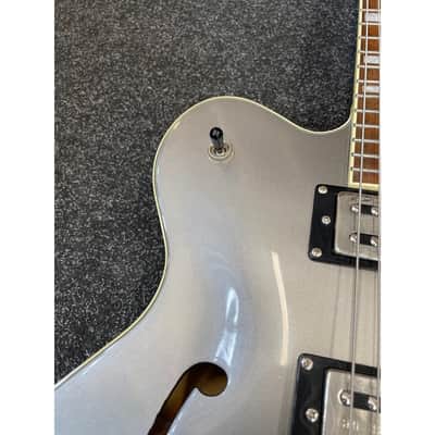 Gretsch G2622 Streamliner Hollowbody Electric Guitar with Center Block, Double-cut & V-Stoptail in Gun Metal Pre-Owned image 13