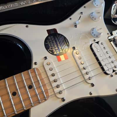 Fender Stratocaster 2008 - Black image 2
