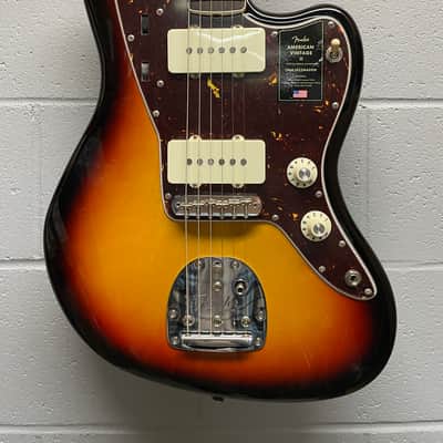 Fender American Vintage II '66 Jazzmaster Electric Guitar - 3-Color Sunburst image 2