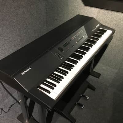 Roland RD-1000 Digital Piano w Stand. 88 Keyboard Has Seen Studio Use Only, NICE ! image 7