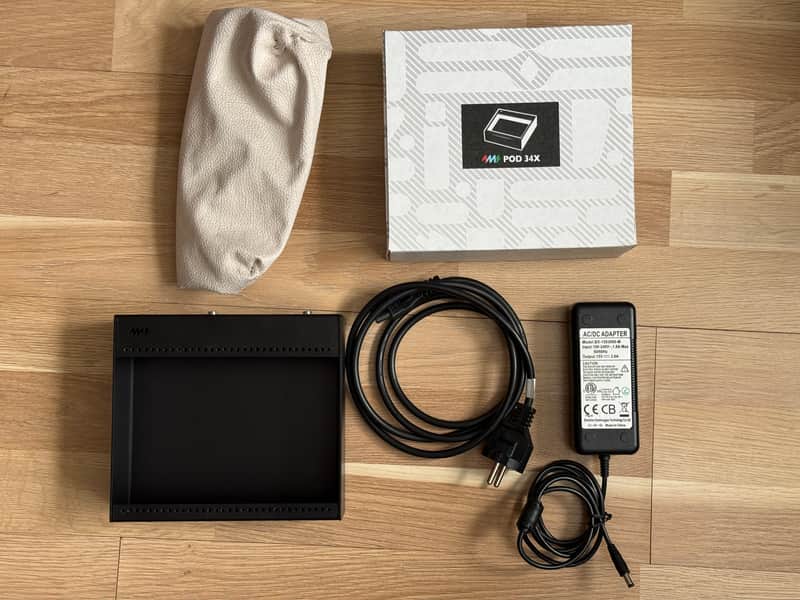 4ms Pod 34X (powered) + power brick + dust cover image 1