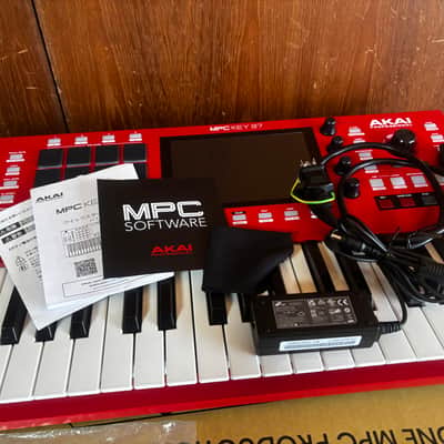 Akai Professional MPC Key 37 Standalone MPC Production Keyboard w/ box image 11