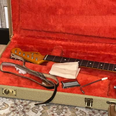 1984 Fender American Vintage Reissue AVRI '62 Stratocaster 3-Tone Sunburst (Fullerton Plant) Includes OHSC & Pro Setup ! image 24