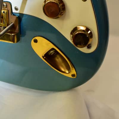 Vintage 1980 Fender "The Strat" Stratocaster Electric Guitar, Rosewood Fingerboard, Lake Placid Blue w/ Case image 6