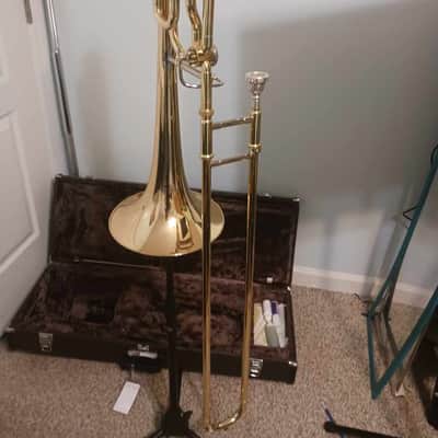 Yamaha YBL-421G Intermediate Bass Trombone (lightly used) image 2